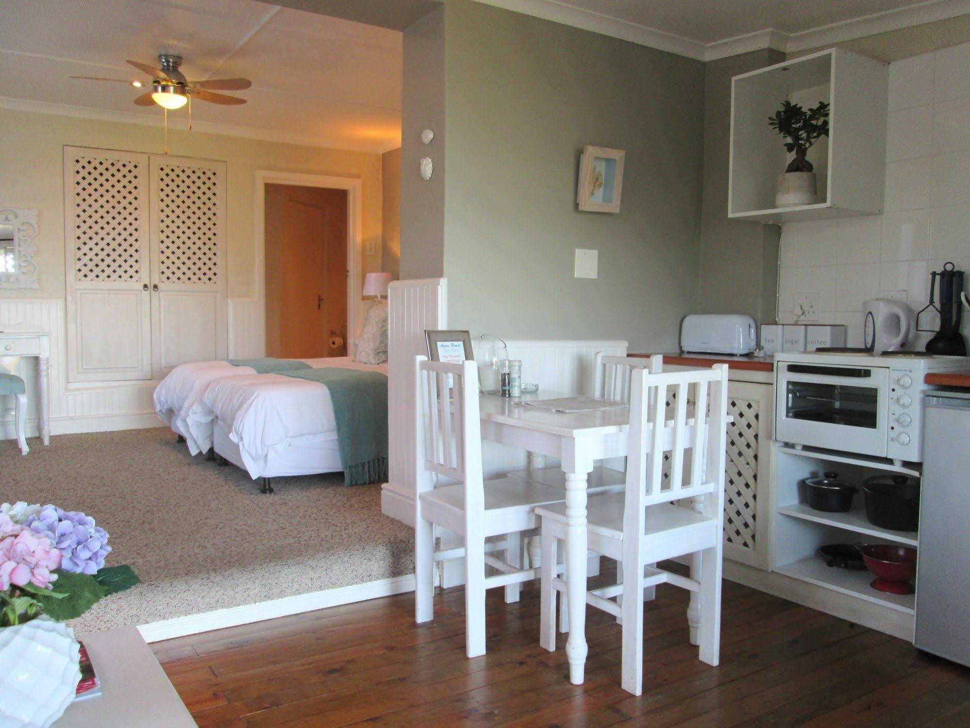 Azure House Hotell Knysna Exteriör bild